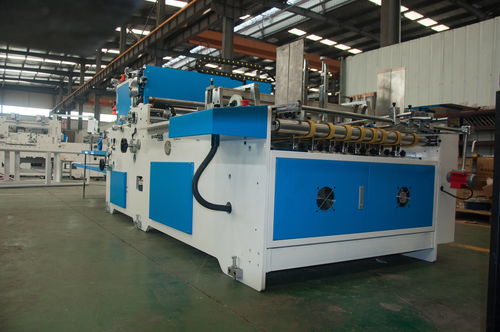 安慶永華機(jī)械全自動對線切角貼窗機(jī)的卓越特點(diǎn)